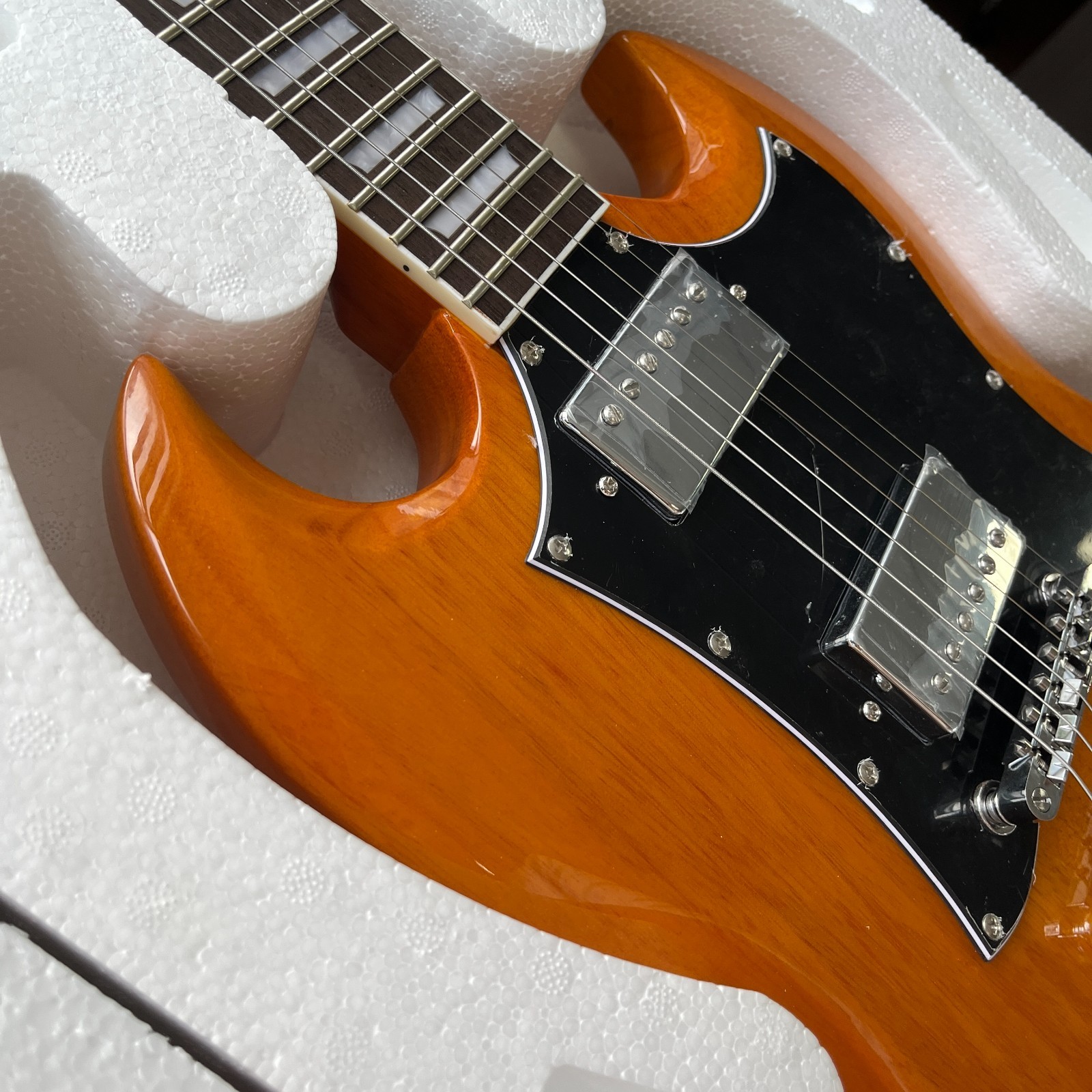 Natural SG Style Electric Guitar Rosewood Fingerboard Chrome Part