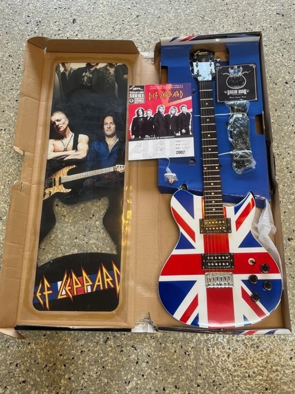 Def Leppard Electric Guitar LIMITED EDITION Washburn/LYON Pre owned Union Jack!