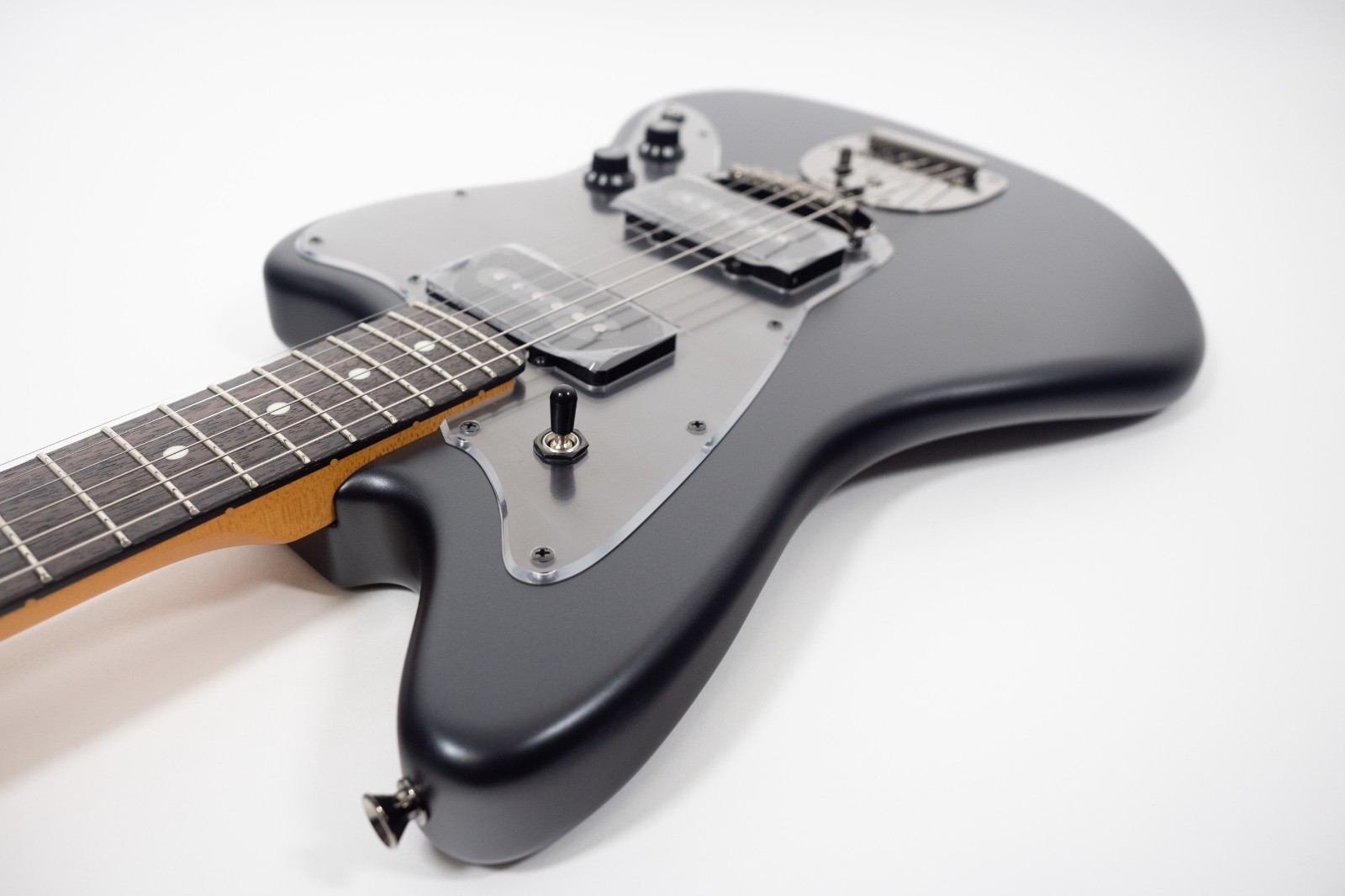 Fender Hybrid II 2026 Collection Jazzmaster Matte Phantom Black Satin Metallic