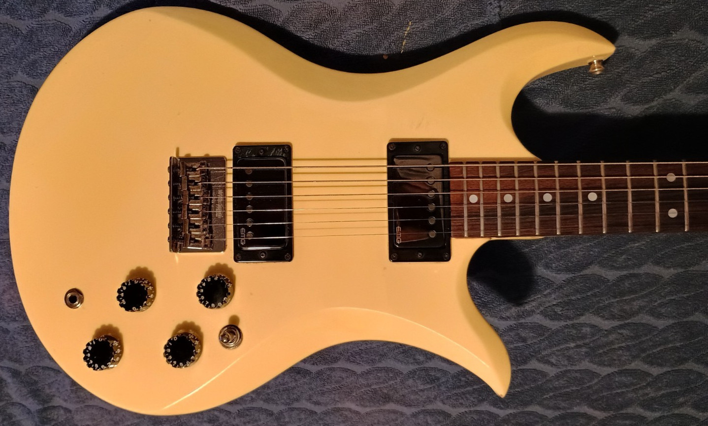 1982 MATSUMOKU JAPAN VANTAGE Avenger X-77 w/EMG JH James Hetfield Pickups OHSC