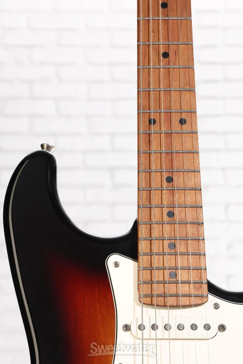 Xotic XSC-2 California Classic Electric Guitar – 3-tone Burst with Roasted Maple