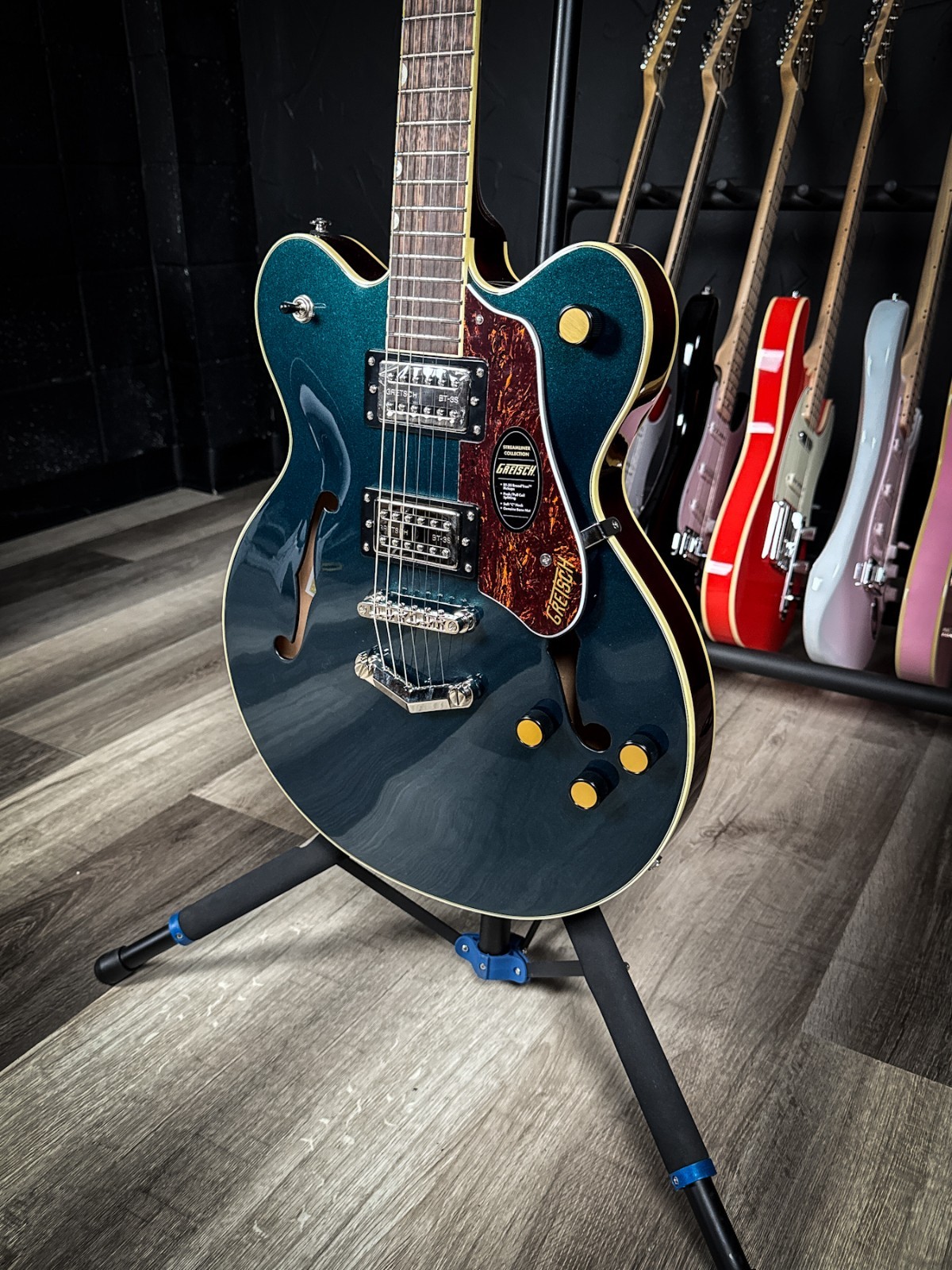 Gretsch G2622 Streamliner Double-Cut Electric Guitar – Midnight Sapphire