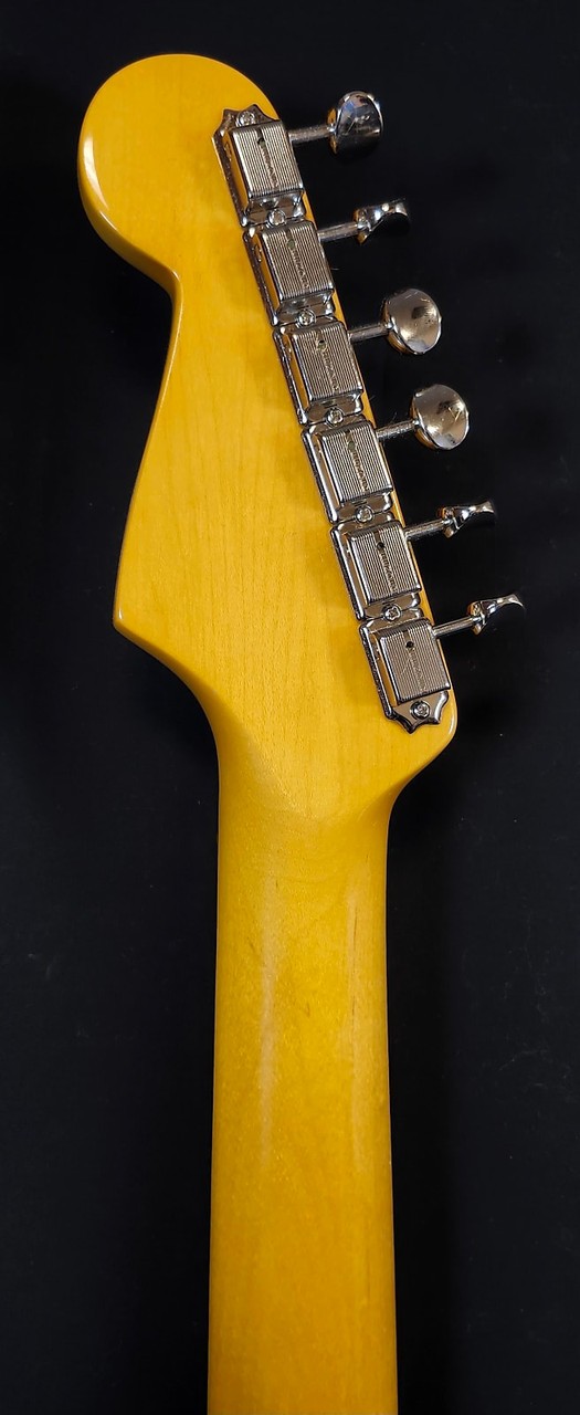 Fender American Vintage 1965 Stratocaster, Round-Lam Rosewood Fingerboard, Sonic