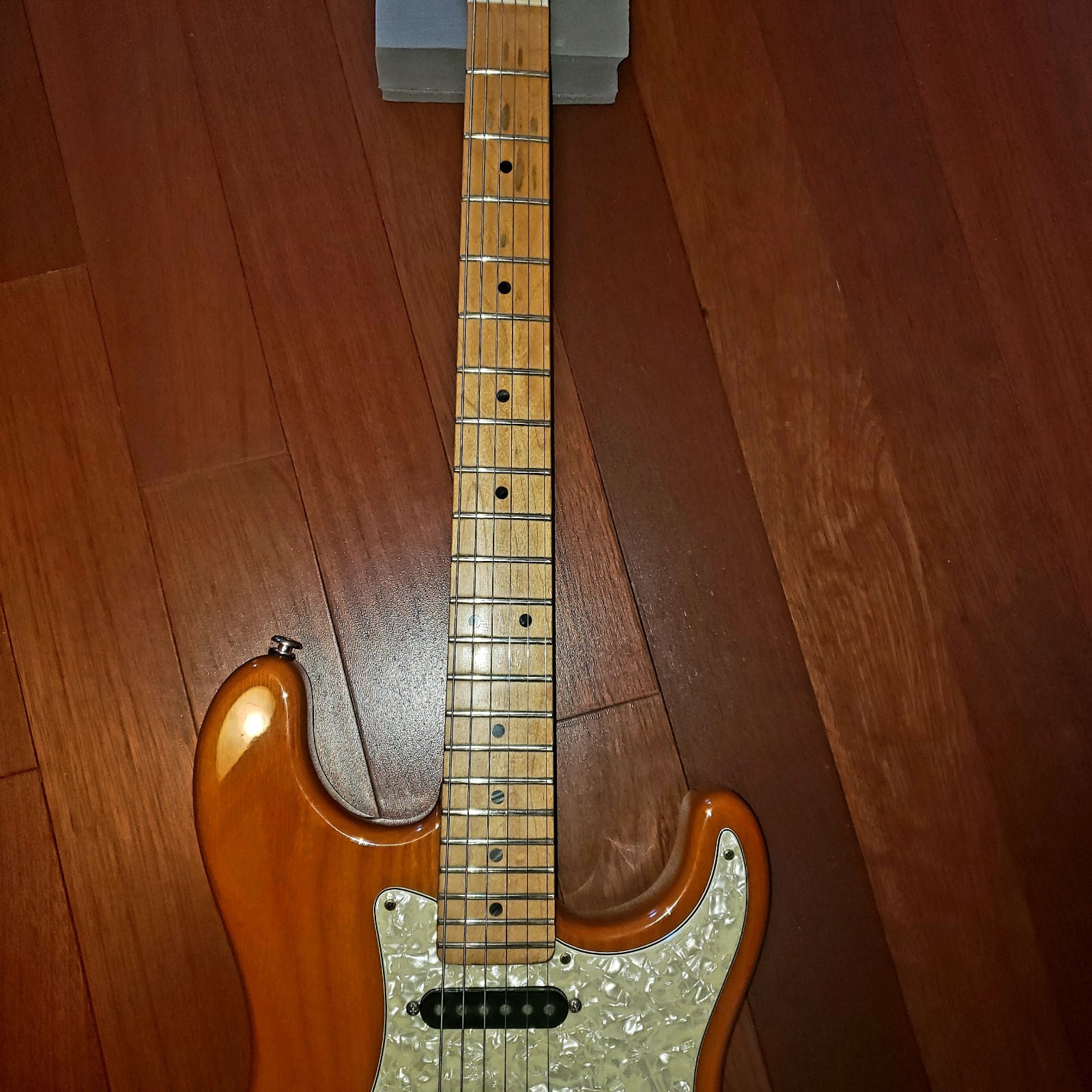 G&L USA LEGACY 1995 VINTAGE Ash Body. Brand New Jumbo Refret &Upgraded Pickups