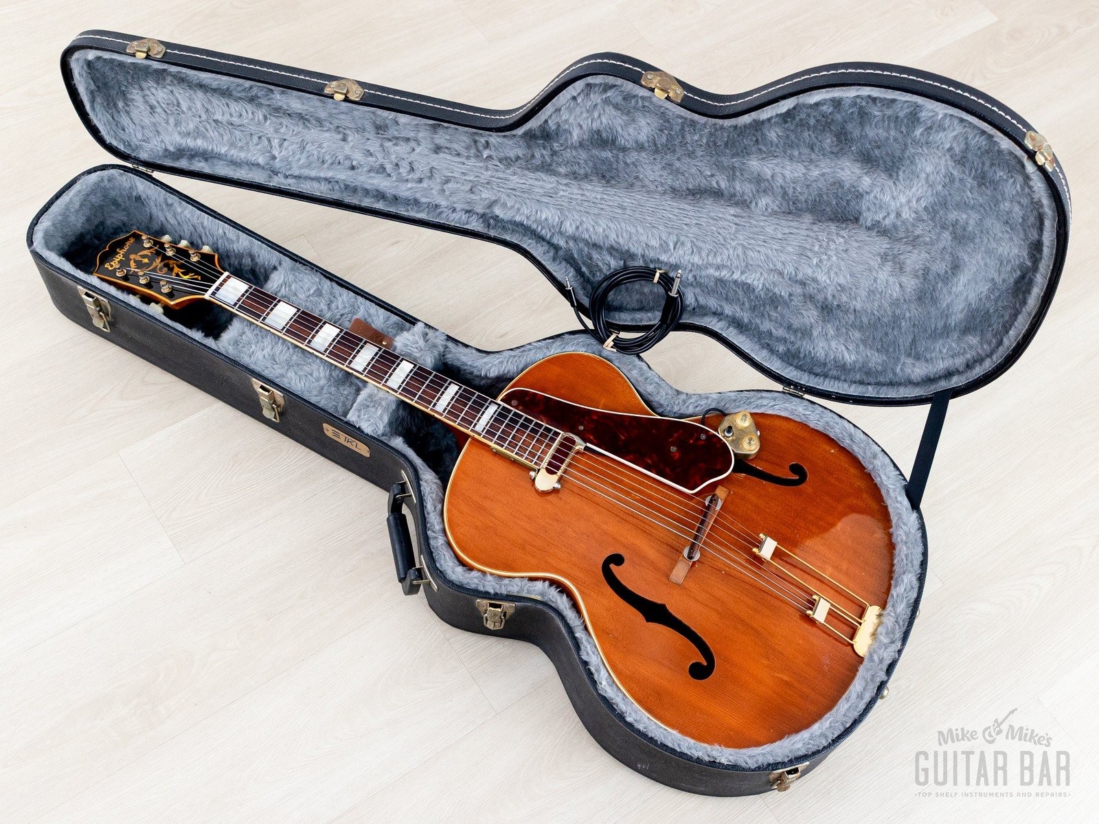 1949 Epiphone Broadway Vintage Archtop Guitar w/ Case