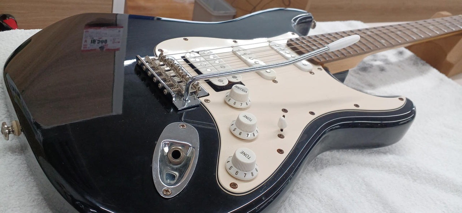 BUSKER’S BST-3H Used Basswood body Maple neck Engineering wood fingerboard Black