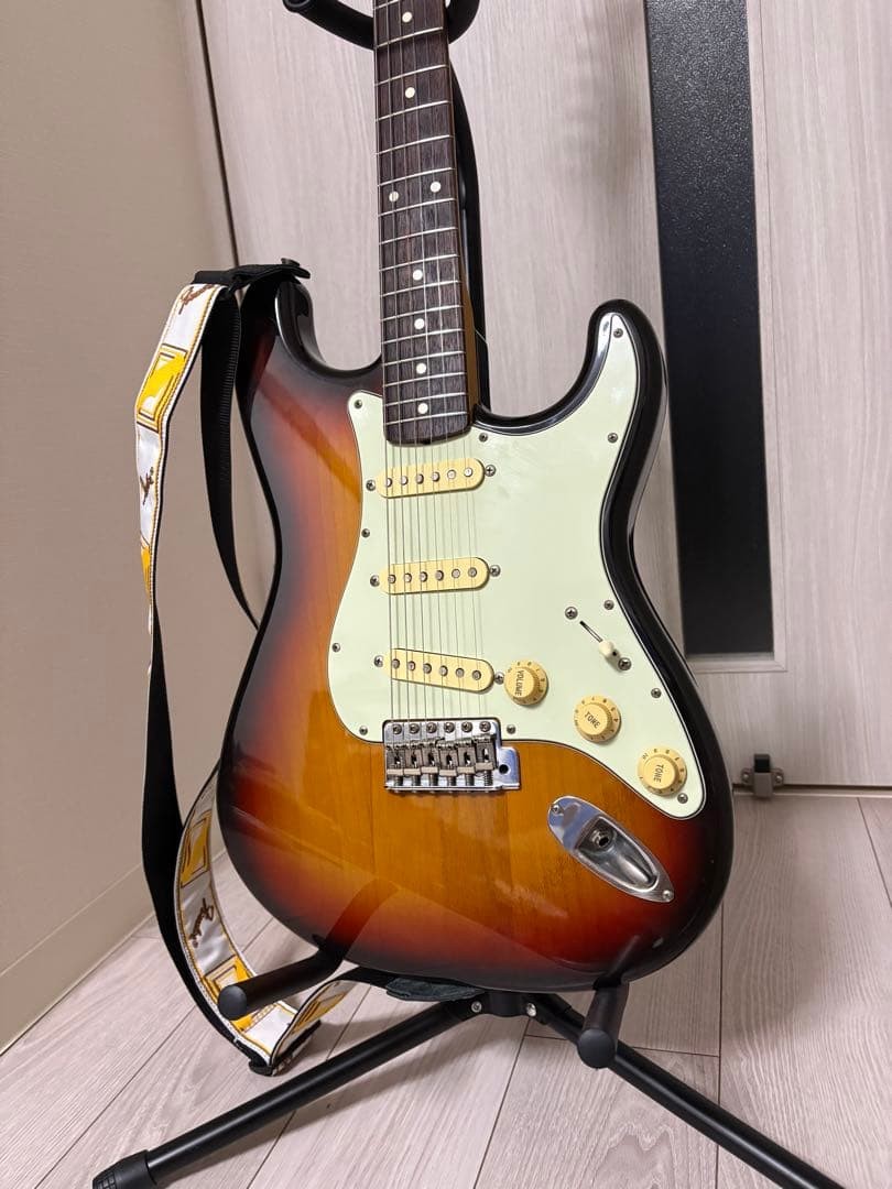 Electric Guitar Fender ST62 70TX Stratocaster Sunburst O026550 Crafted in Japan