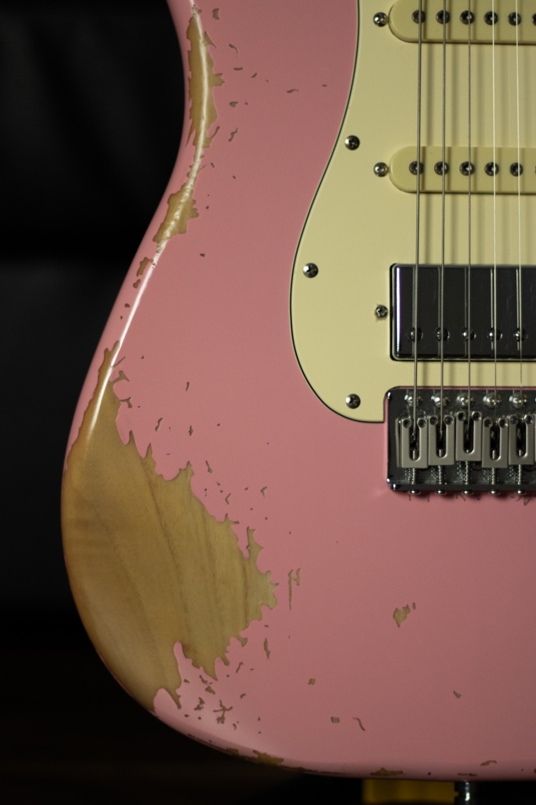 Henry’s Electric Guitar Snake ST-1 Boa – Pink Relic *OLD HEADSTOCK*