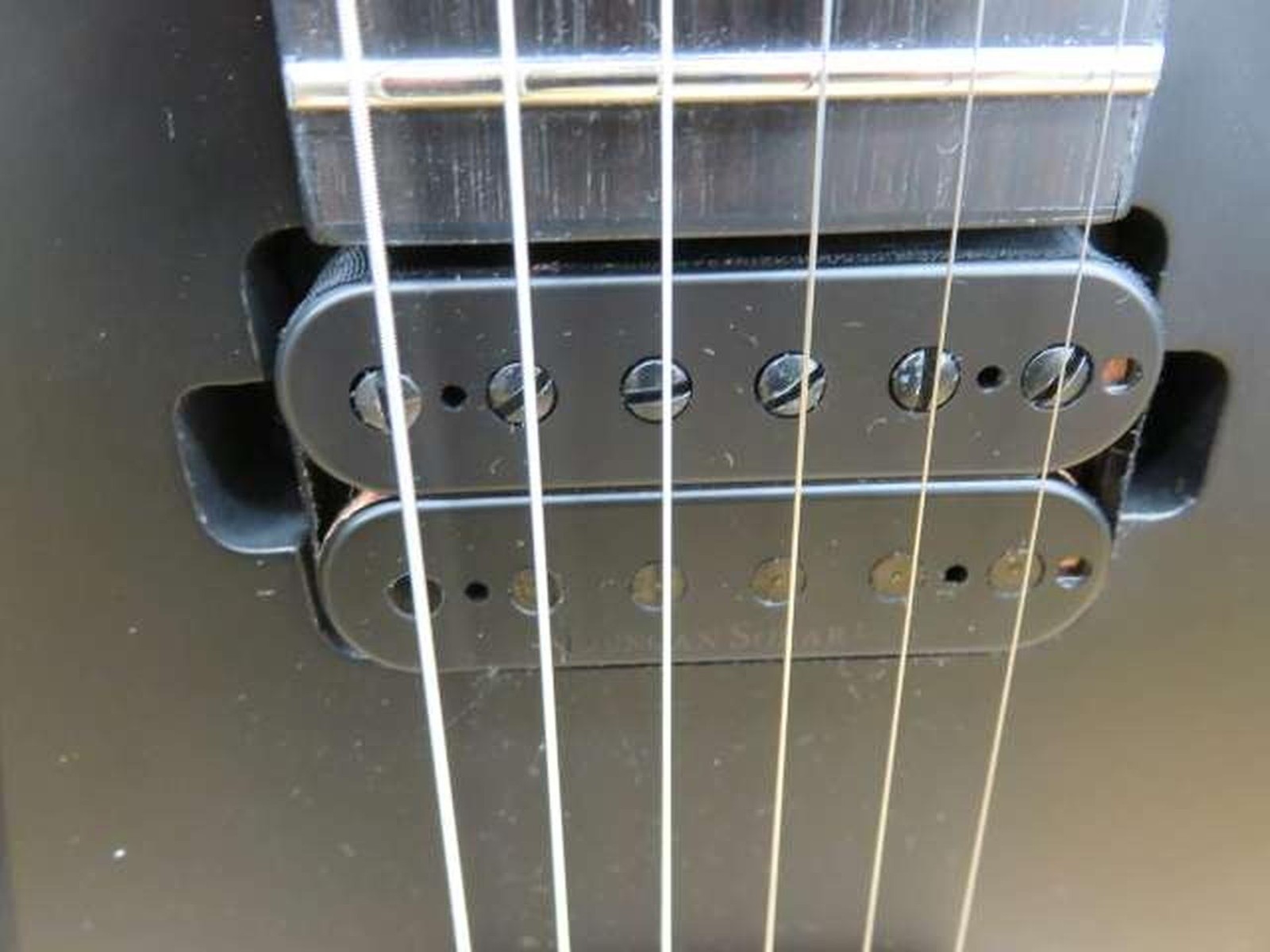 SOLAR SOLAR V1.6SVART Used Mahoganybody Mapleneck Rosewoodfingerboard w/Gig case