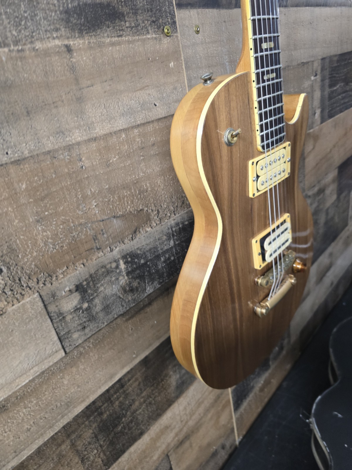 1970’s Univox Les Paul – Natural – Original Case –