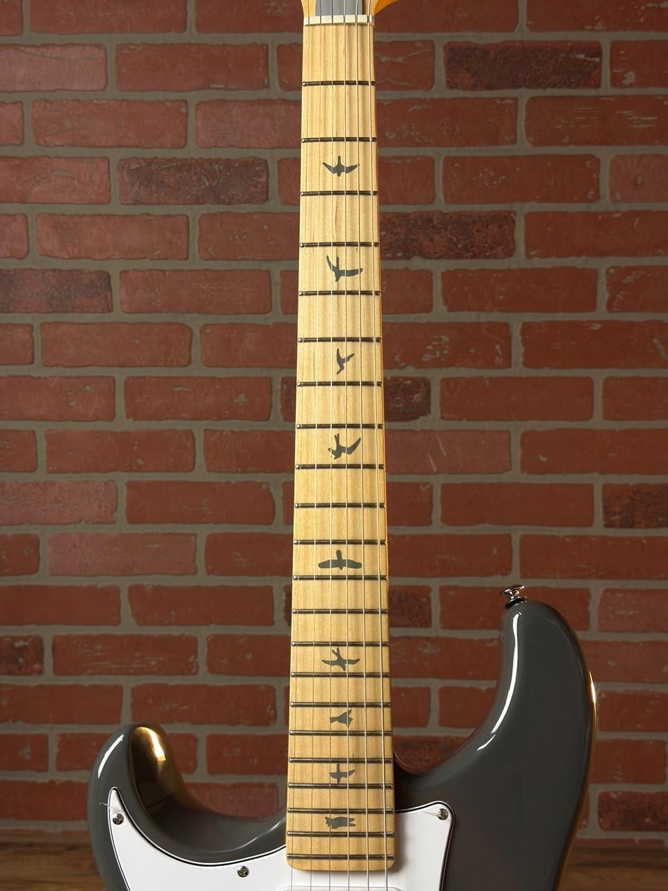 PRS SE Silver Sky Left-Handed Maple Fingerboard Electric Guitar – Overland Gray