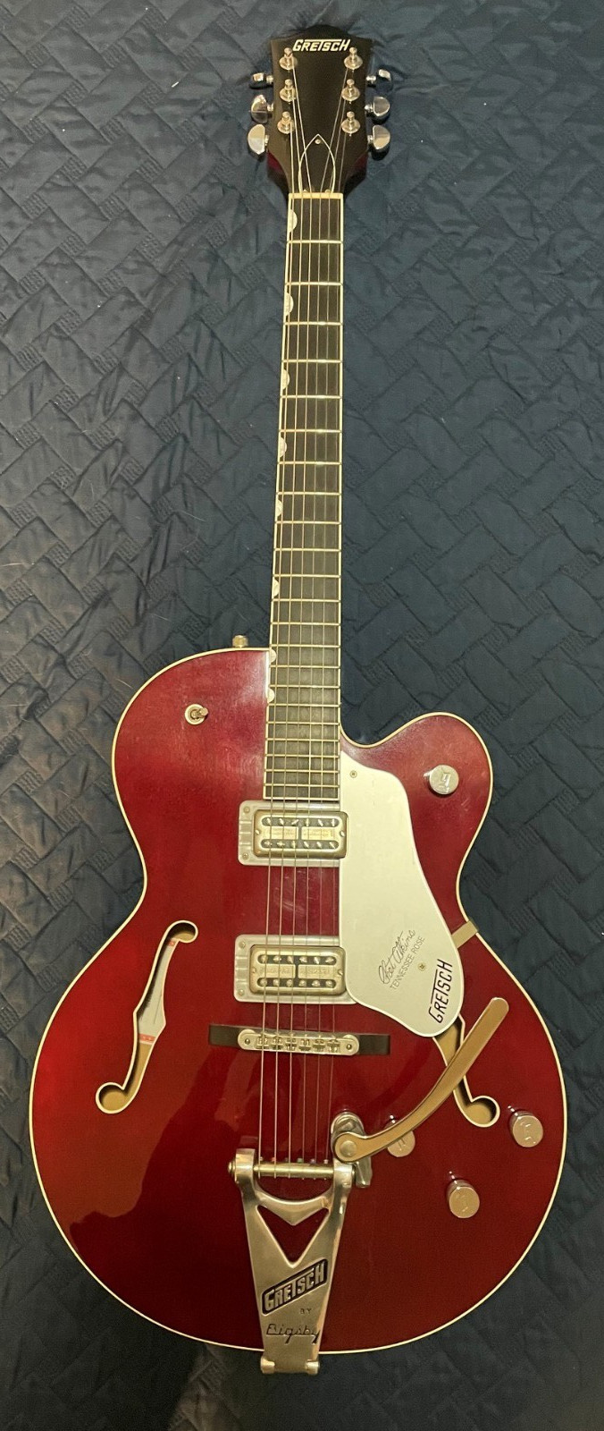 Gretsch G6119 Chet Atkins Tennessee Rose Electric Guitar