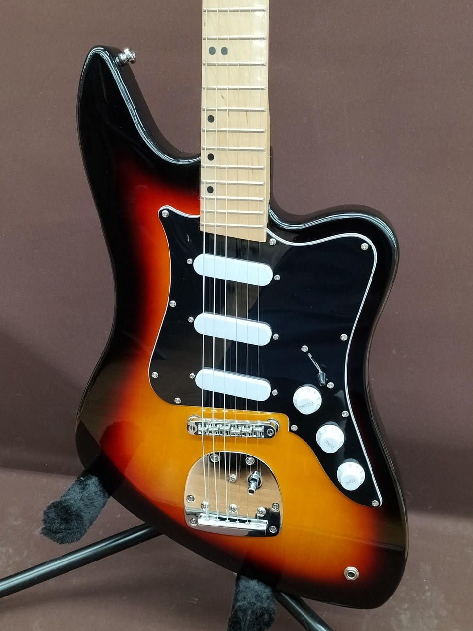 EASTWOOD UNIVOX UC3 Used Electric Gutiar
