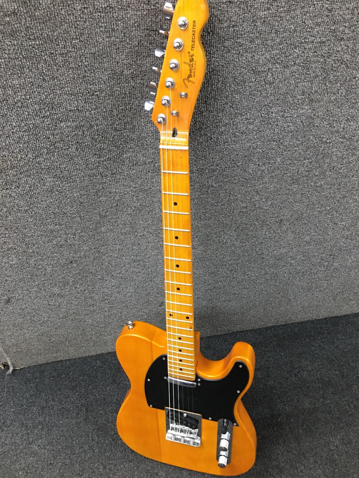 Fender American Telecaster USA barely used corona California nice
