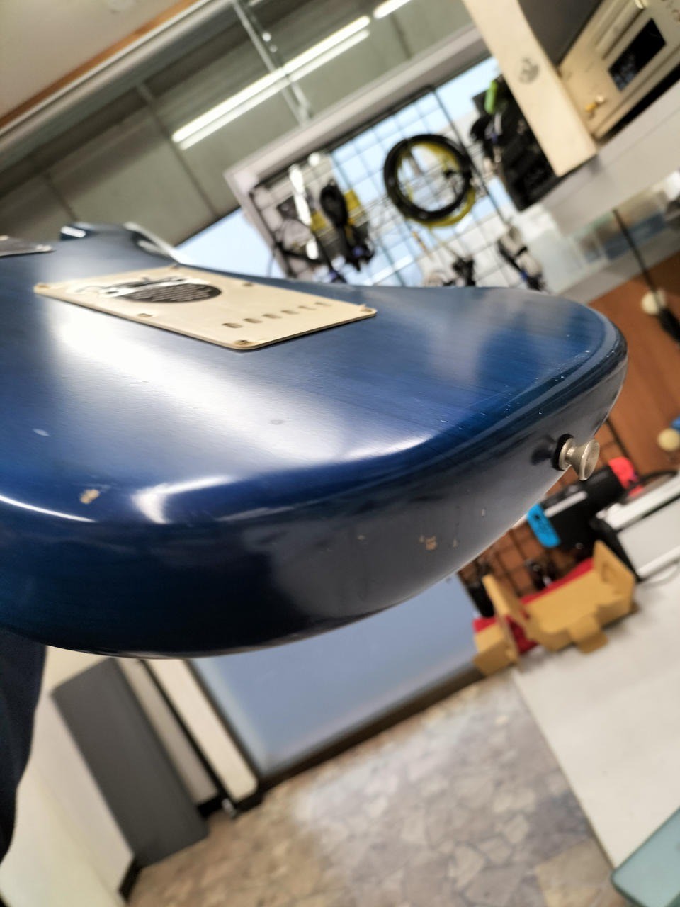Fender USA Highway One Stratocaster 2002 Sapphire Blue Electric Guitar