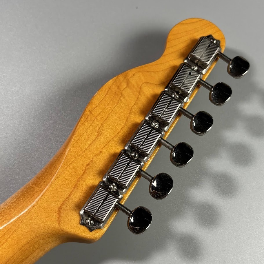 Fender AM VIN II 1951 T with hard case 3.75kg Electric Guitar