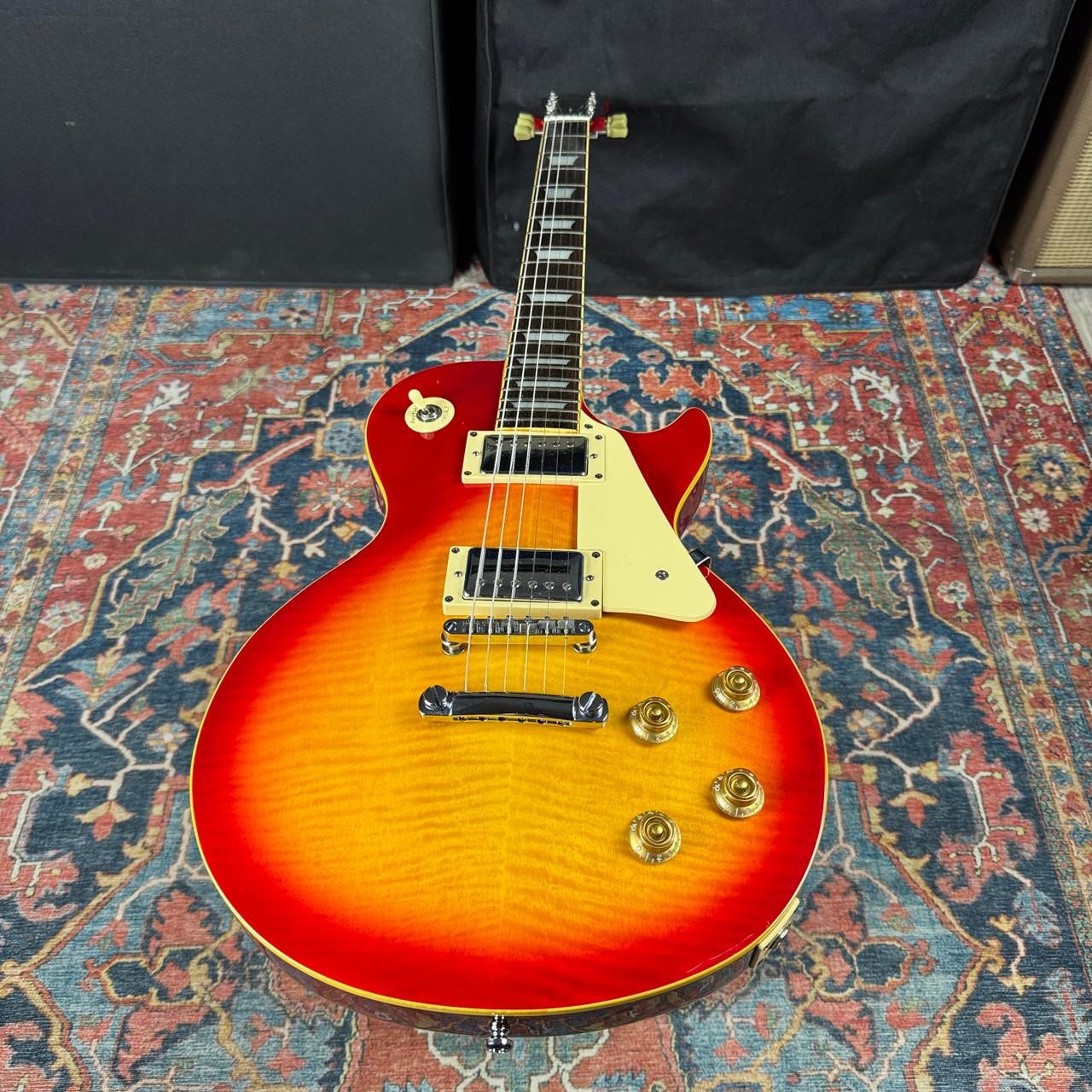 *Video* Tokai Love Rock Les Paul Standard Flame Top Long Tenon Cherry Sunburst –
