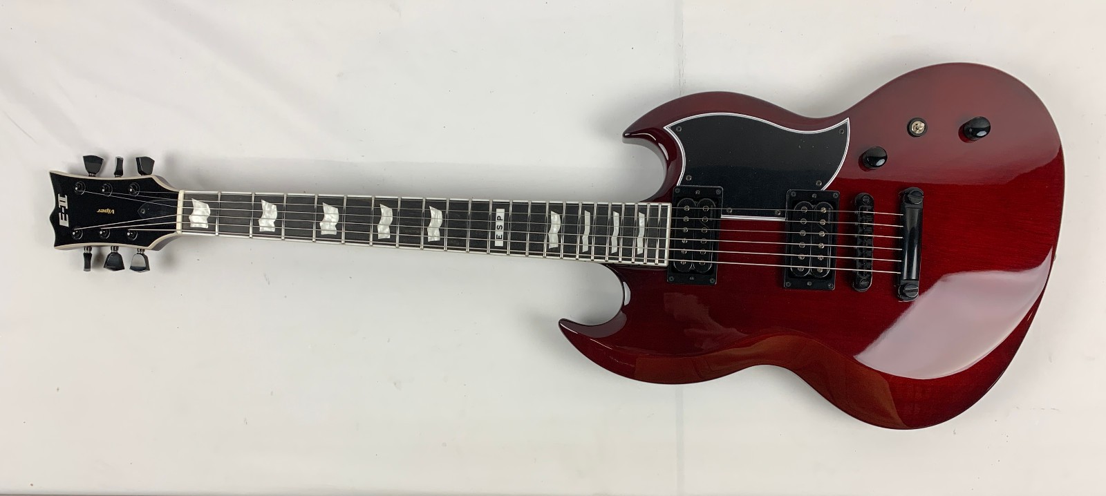 ESP E-II Viper Electric Guitar See Thru Black Cherry + ESP Case – B-Stock – EII
