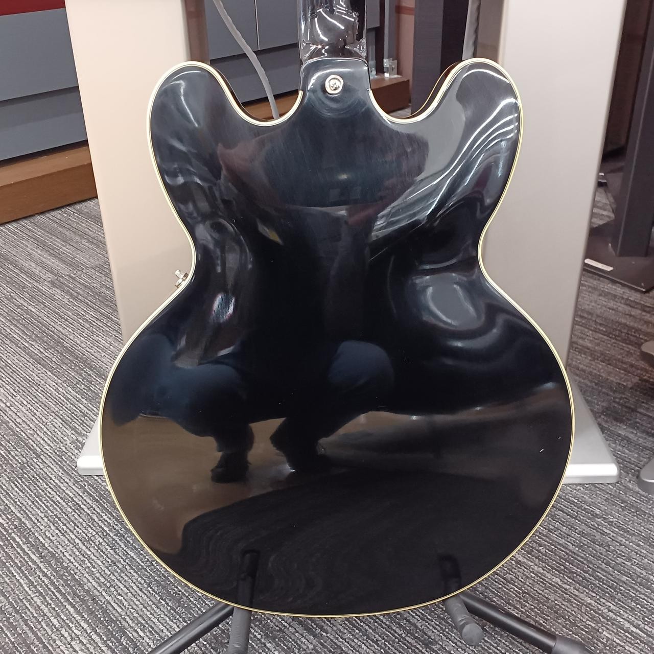 EPIPHONE SHINICHI UBUKATA ES 355 Semi-aco SHINICHI UBUKATA ES 355