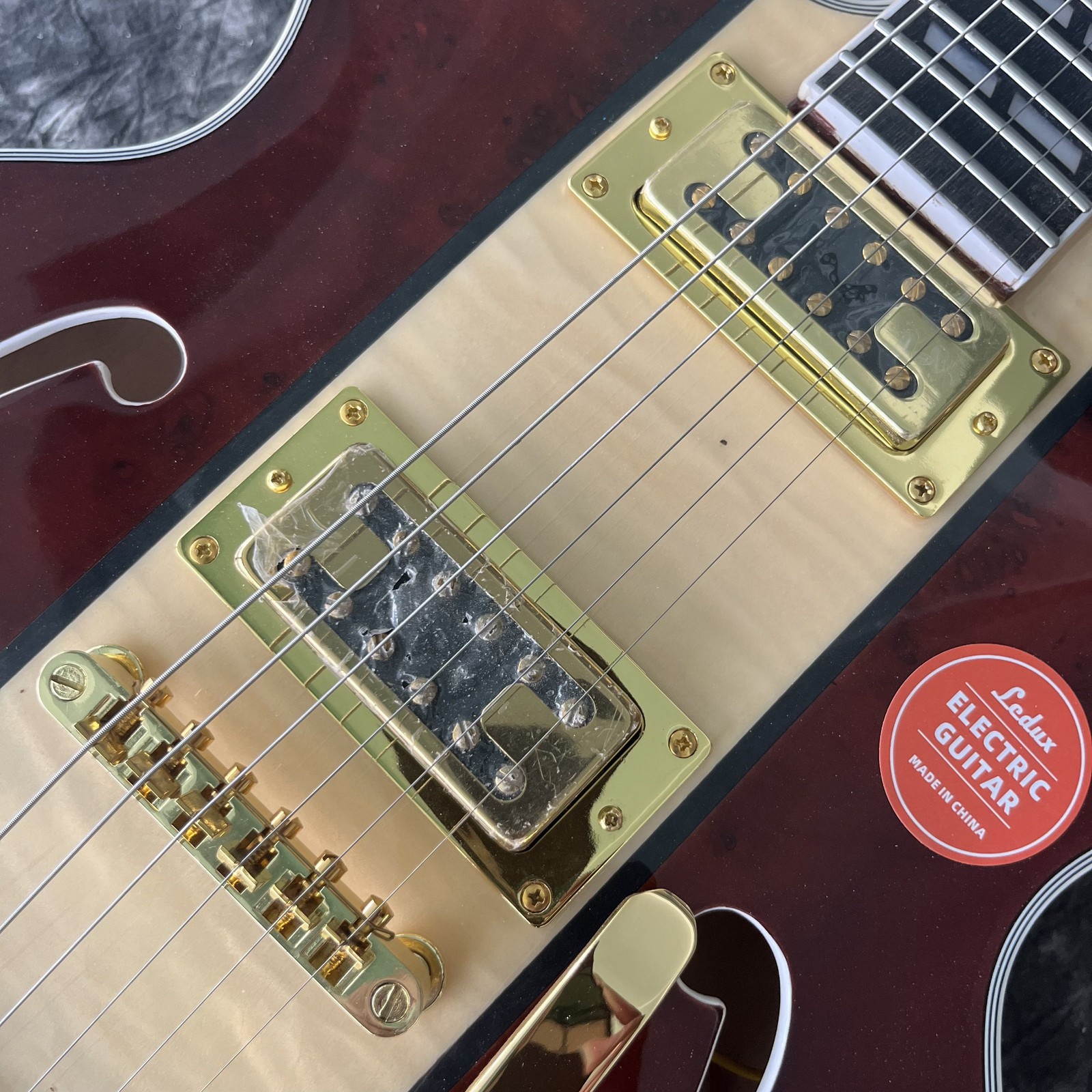 Hot sale Semi-hollow Body brown Electric Guitar gold bigsby 335 fast ship