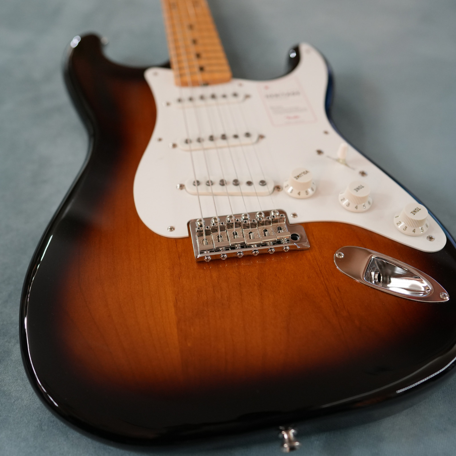 Fender Made in Japan Heritage 50s Stratocaster Maple 2-Color Sunburst