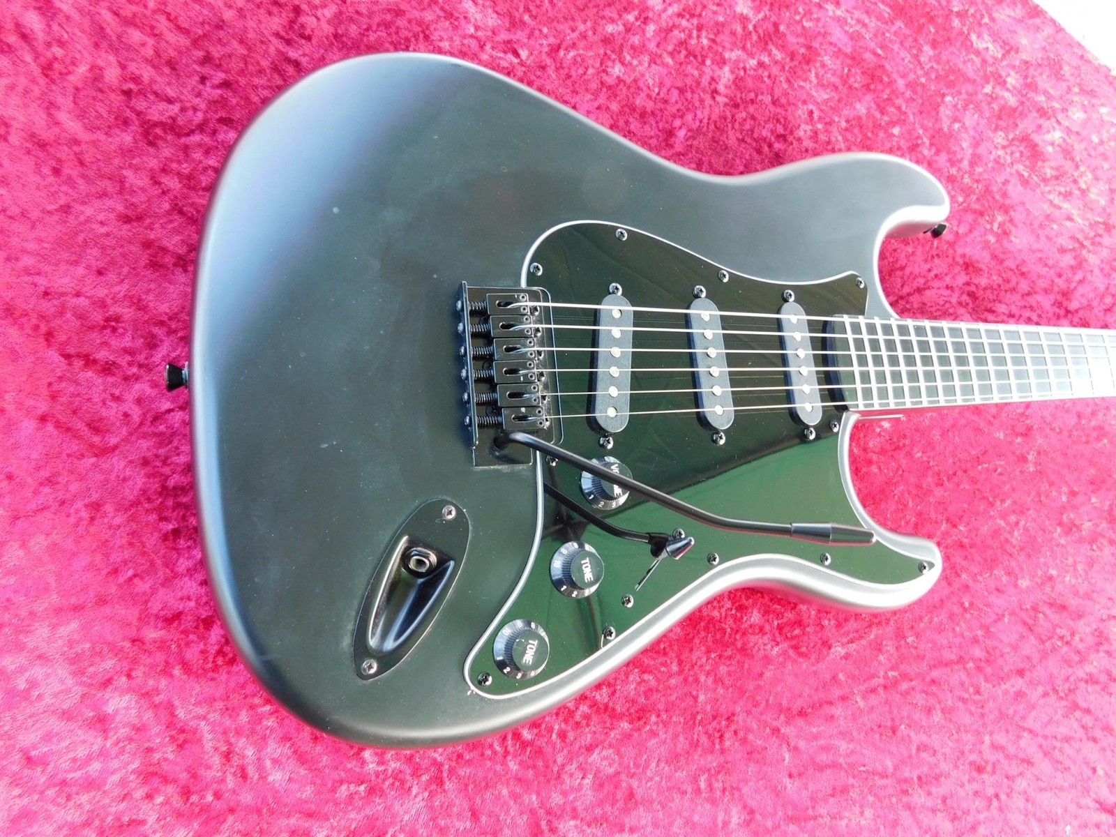 Stagg Matte Black Strat, Squier Pickups, Custom Wiring,Capacitor Upgrade, Nice
