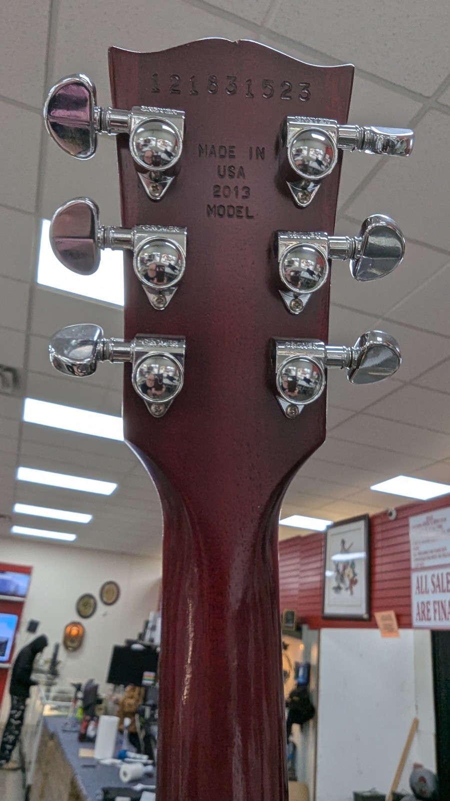 Gibson Les Paul Modern Studio Electric Guitar – Wine Red Satin