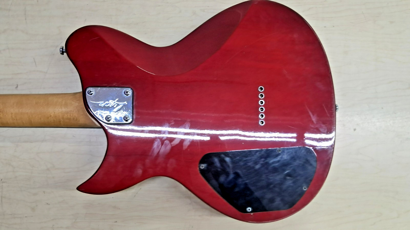 Lyon by Washburn L115 6-String Electric Guitar (COS DAM)
