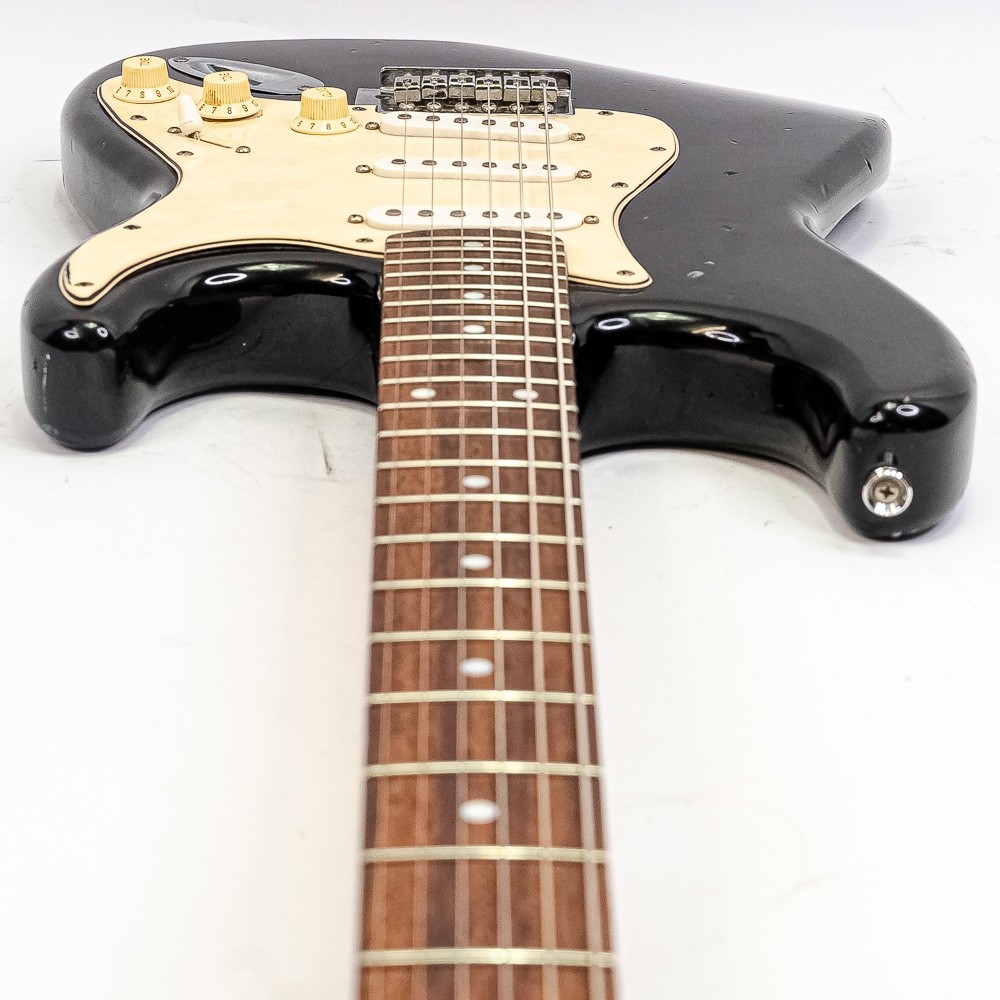 Squier Standard Stratocaster Electric Guitar Black w/ Gig Bag Setup Ready