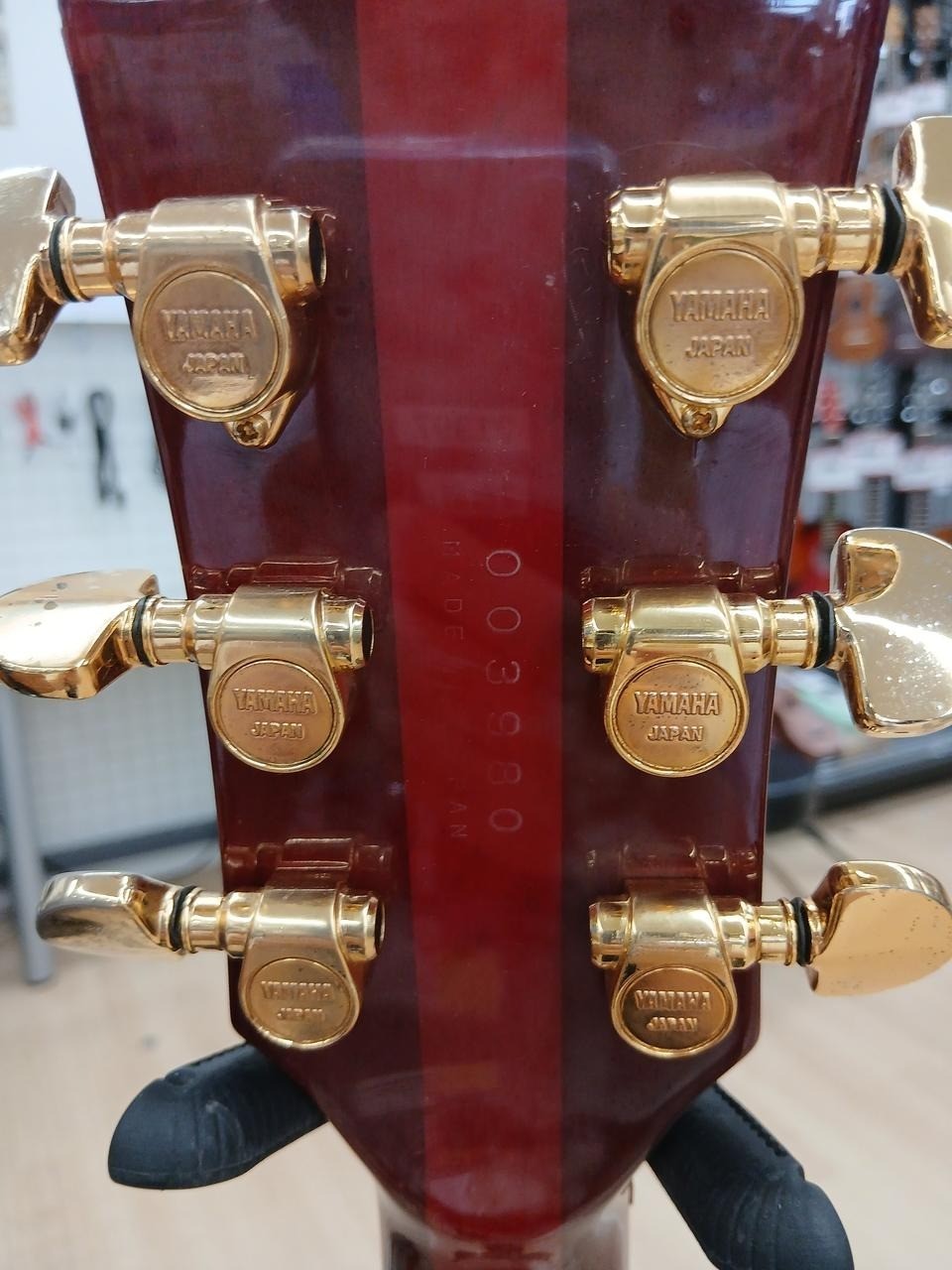 YAMAHA SG1000 Cherry Sunburst Gold Hardware Made in Japan 1979 Vintage E.Guitar