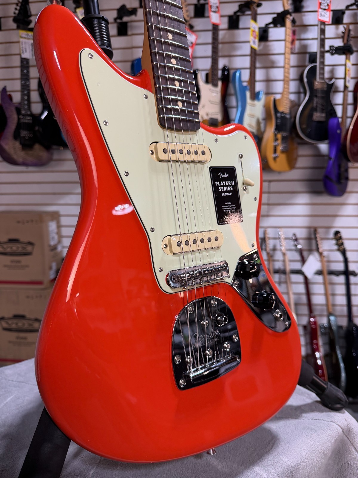Fender Player II Jaguar – Coral Red & PLEK*D #907