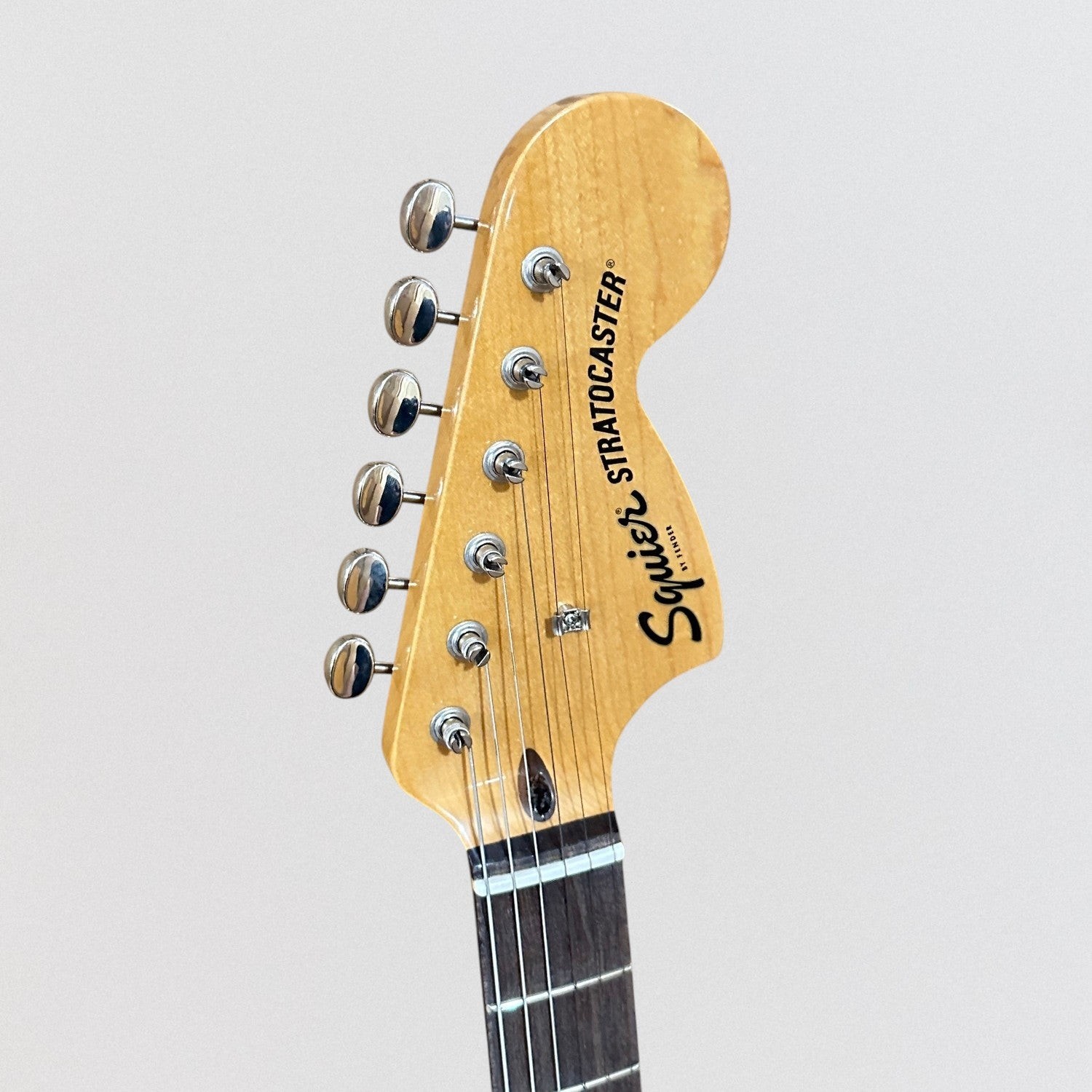 Fender Squier FSR Classic Vibe ’70s Stratocaster Electric Guitar – Sonic Blue