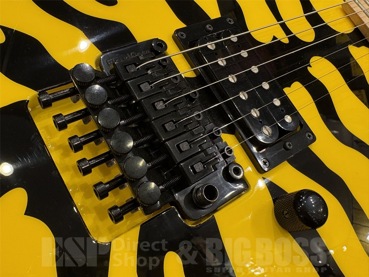 EDWARDS E-YELLOW TIGER / Yellow Tiger Graphic #GG514