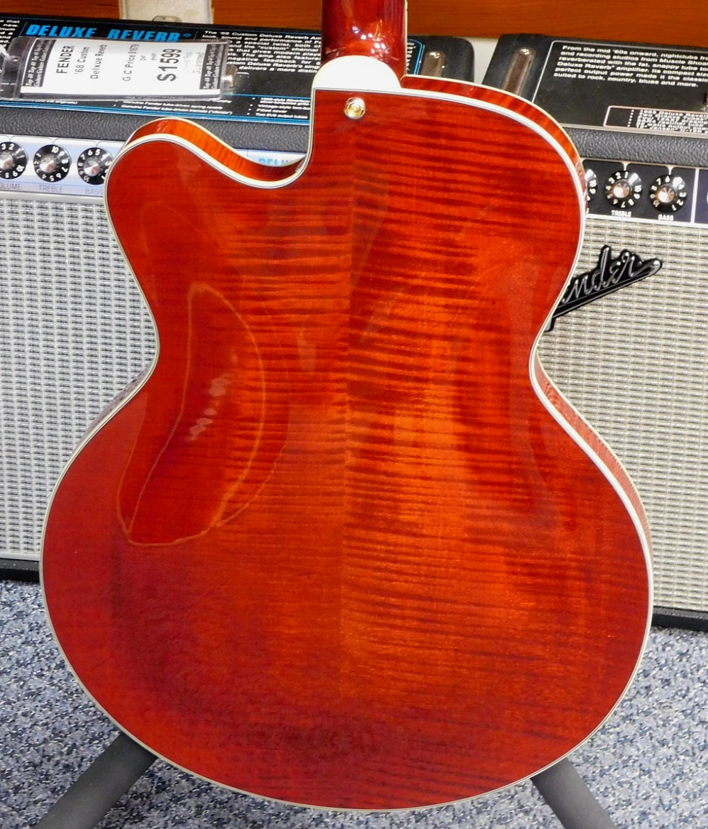 2025 Eastman T146SM Thinline Archtop Hollowbody Electric Guitar w/Case VERY NICE