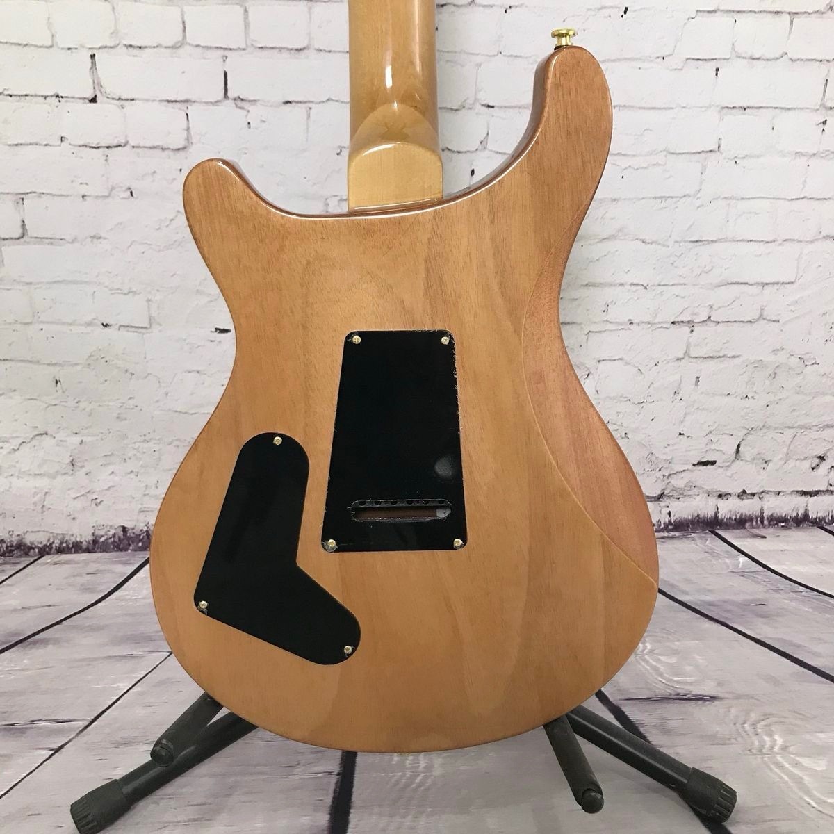 Electric Guitar-Mahogany Body Maple Fretboard 6-String H-H Pickups Freakin Beaut