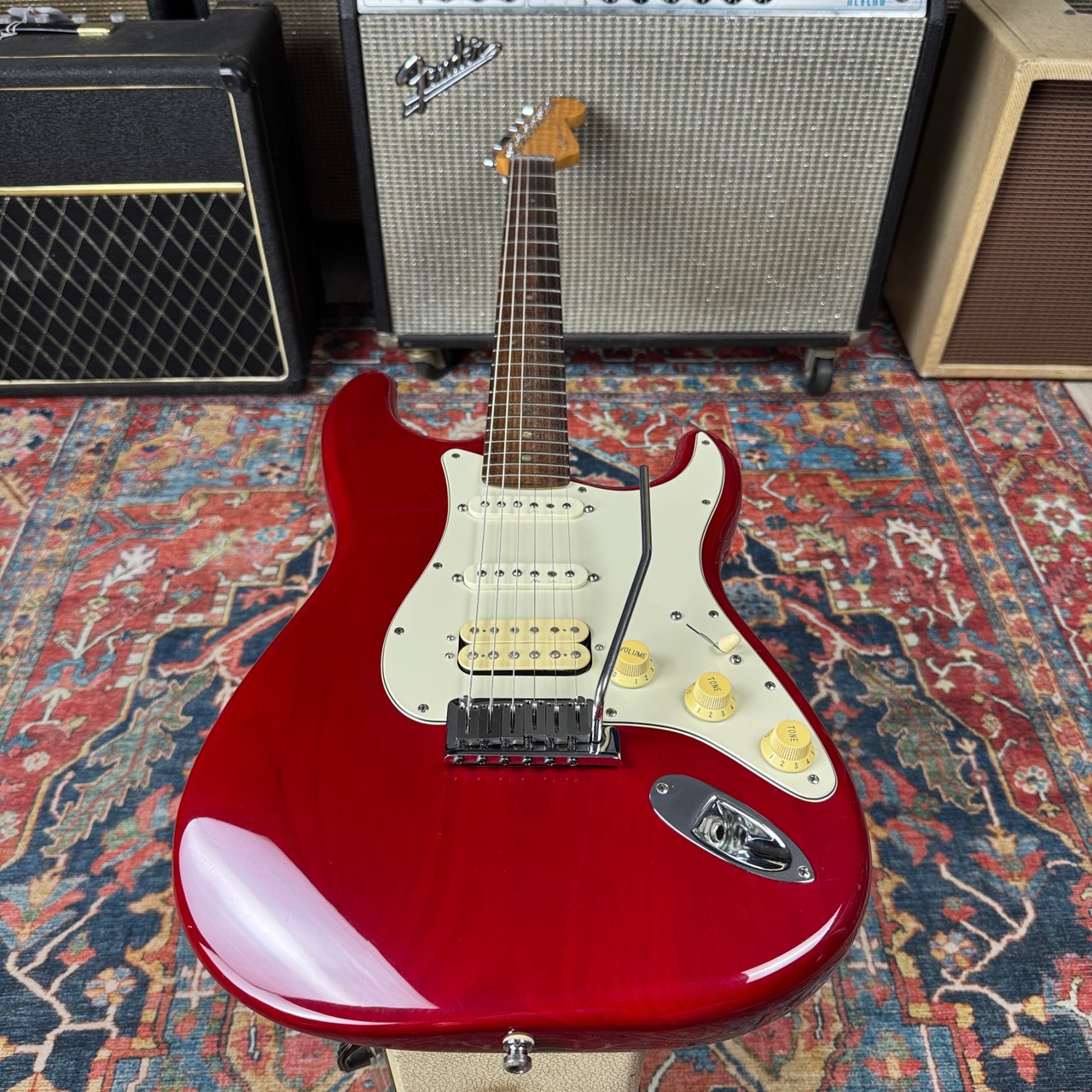 1998 Fender American Deluxe HSS Stratocaster w/Roller Nut & HSC