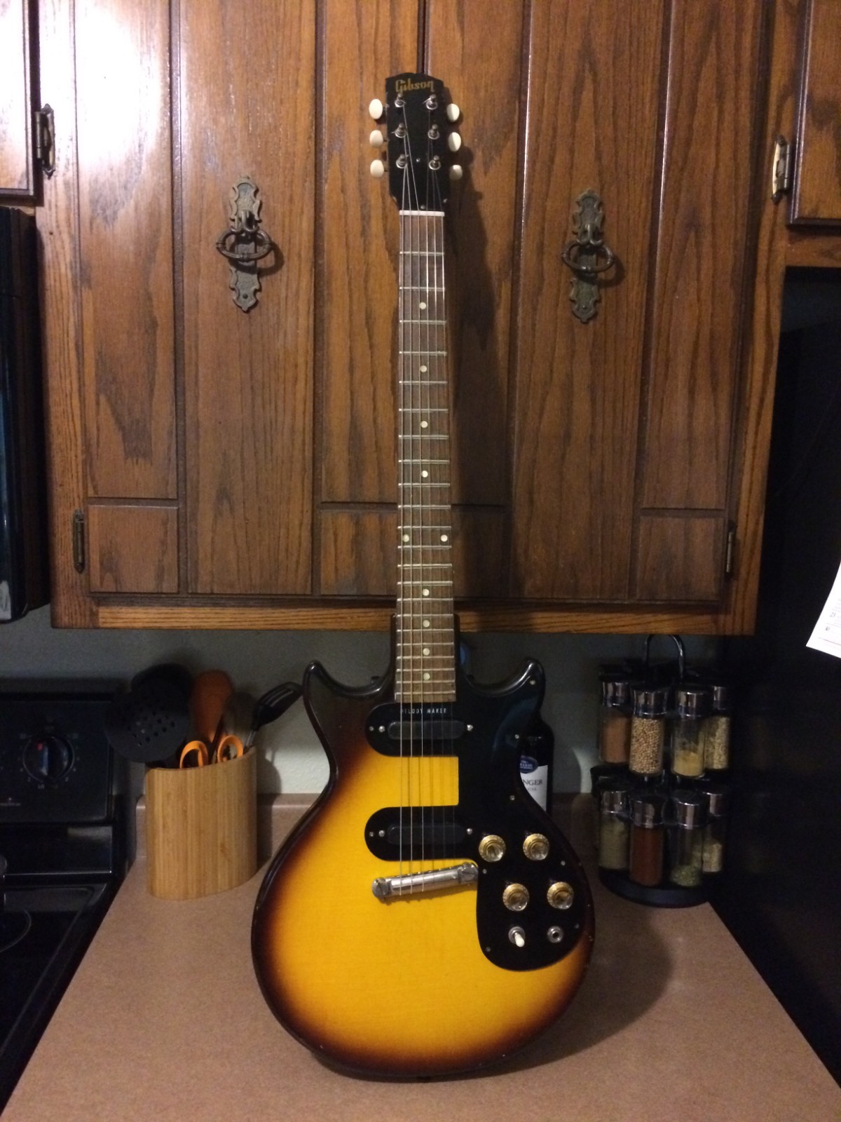 Vintage Gibson Melody Maker D Sunburst 1963