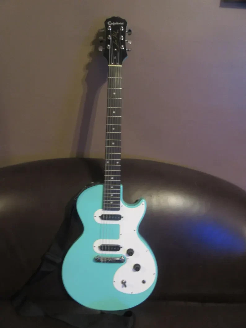 MINT 2018 Epiphone Les Paul SL electric guitar