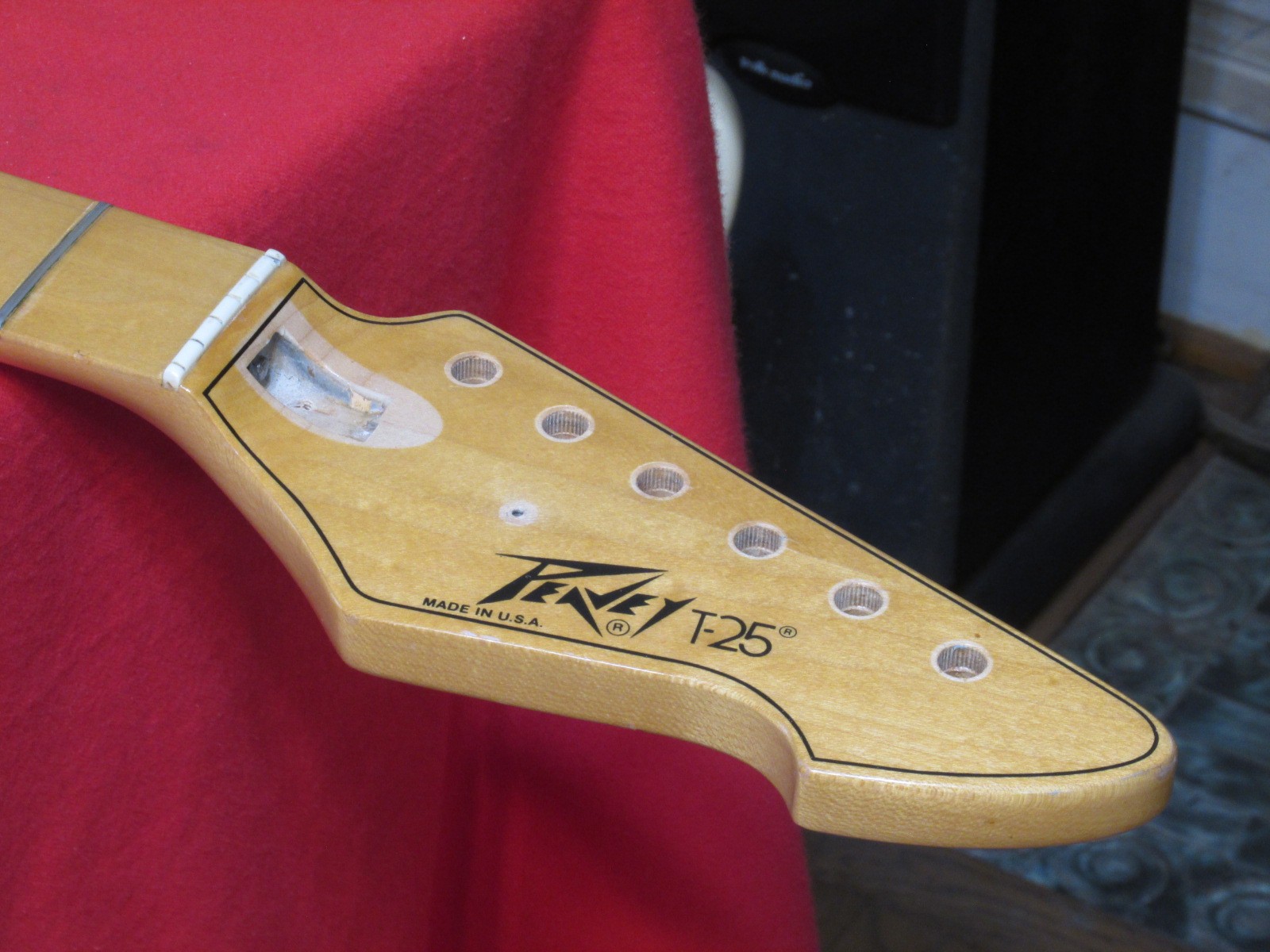 Vintage 1982 Peavey USA T-25 Guitar Neck – Maple – T Series
