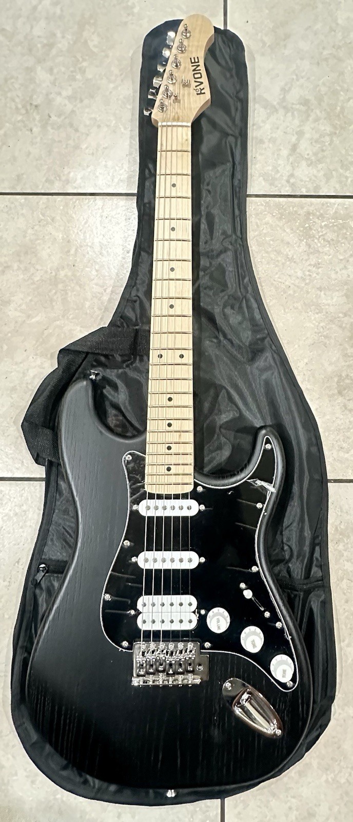 Ktone Black Solid Body 6-String Electric Guitar Maple Neck/Fretboard 22F Gig Bag