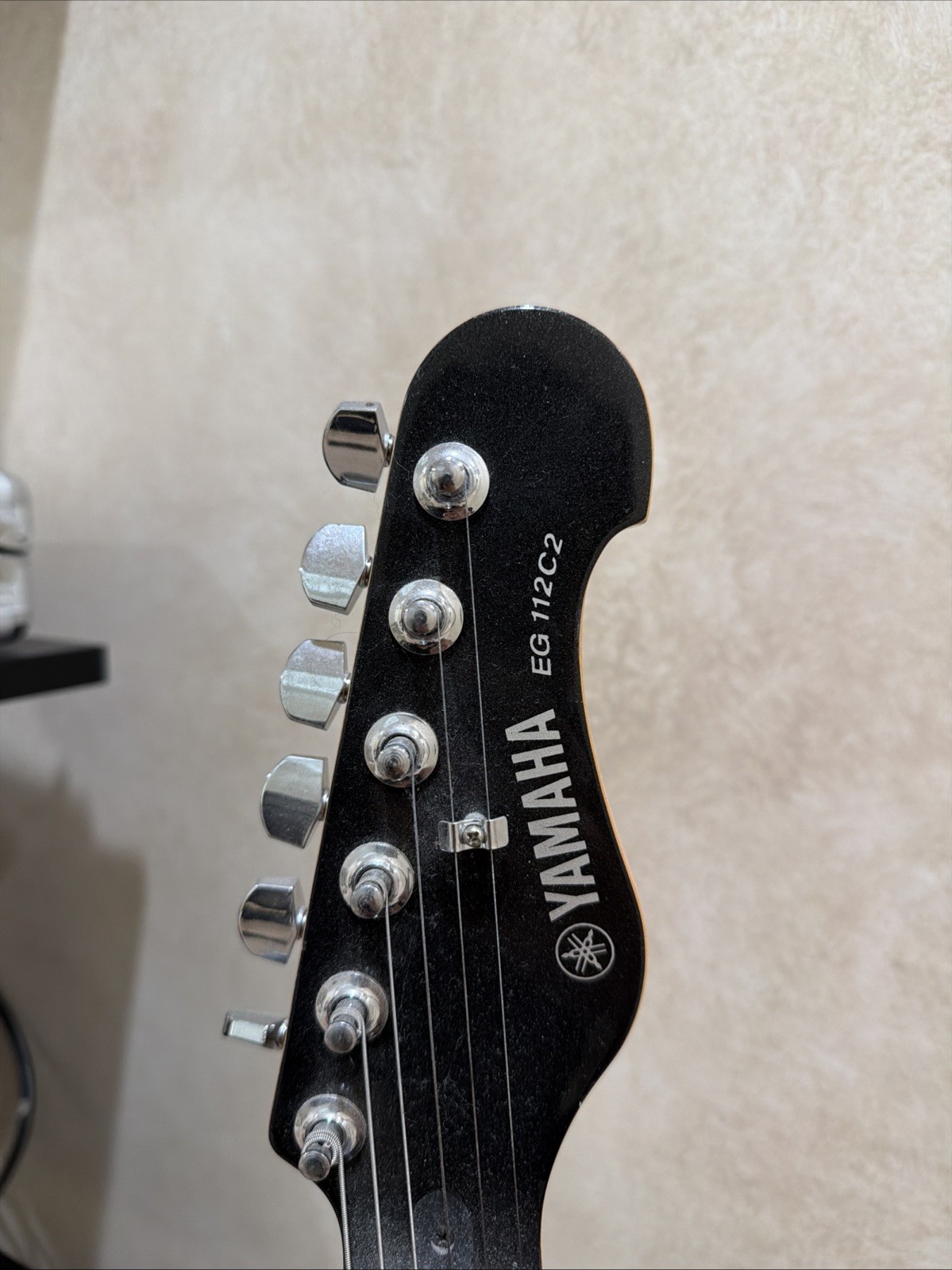 fender stratocaster, Yamaha EG 112C2, 2 Amps