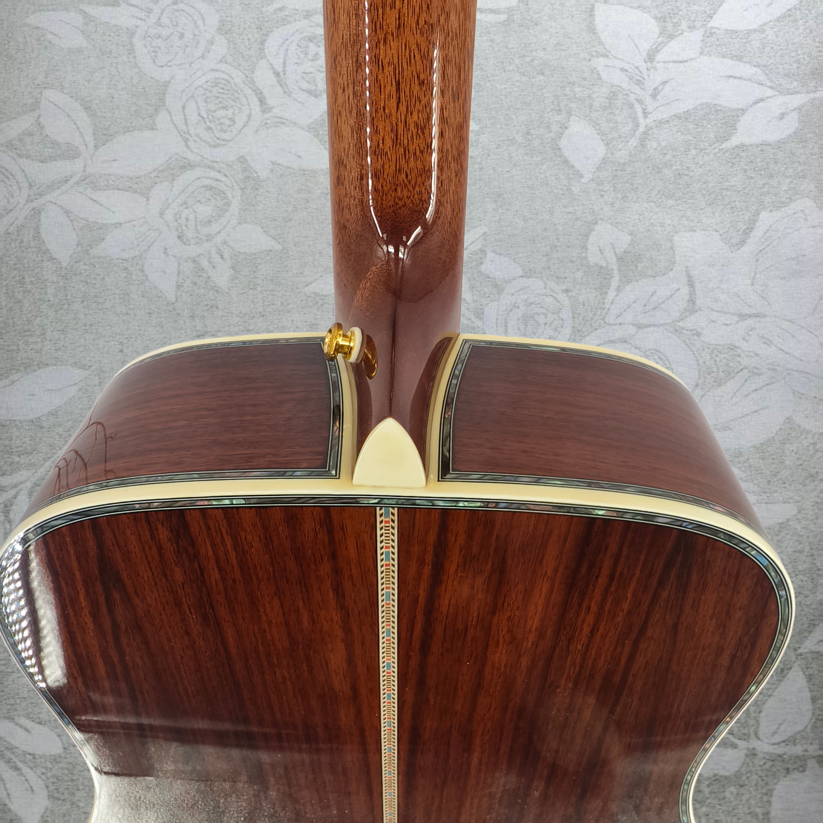 D-45 Acoustic Guitar – Abalone Inlay, Sitka Spruce Top, Rosewood Back Ship US