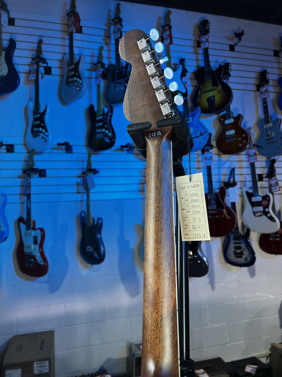 Fender Limited-edition California Vintage King Antigua! 278
