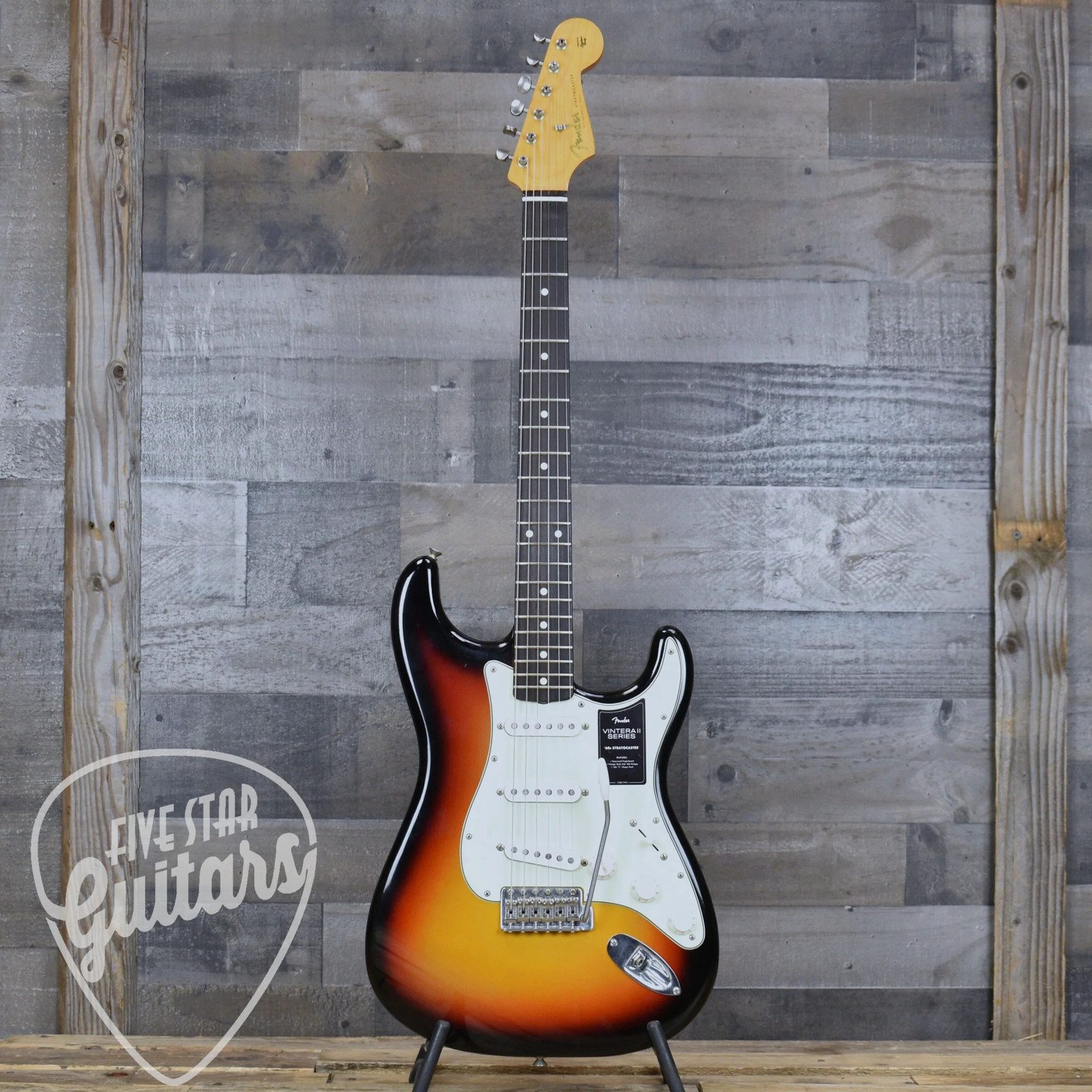 Fender Dealer Exclusive Vintera Road Worn ’60s Stratocaster 3-Color Sunburst