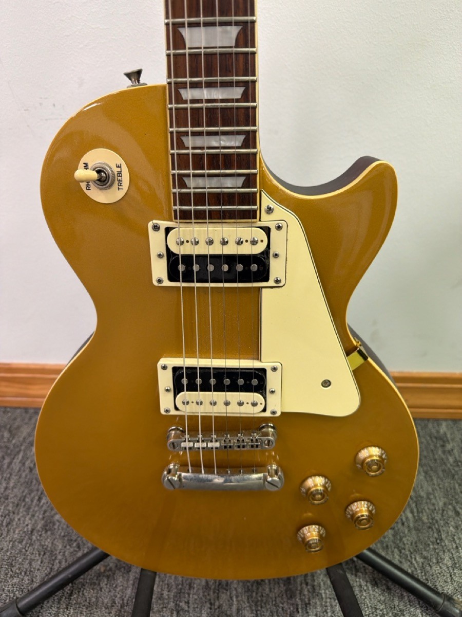 EPIPHONE LES PAUL TRADITIONAL PRO w/ hard road runner case (R7A016495)