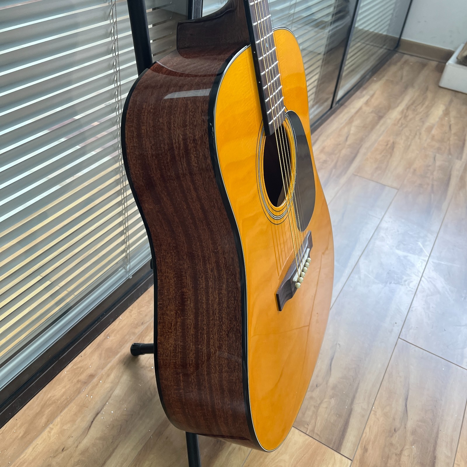 Ship US D-18 Acoustic Guitar 41″ Full Size Solid Wood Body Black Pickguard