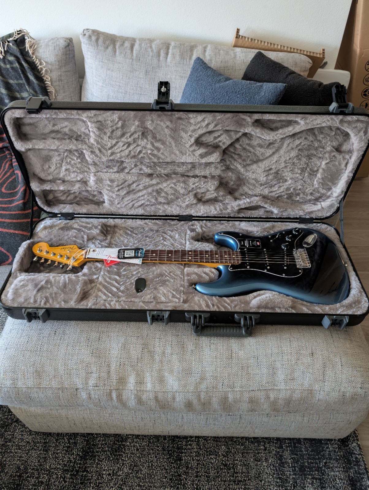 Fender American Professional II Stratocaster Guitar – Dark Night, Rosewood