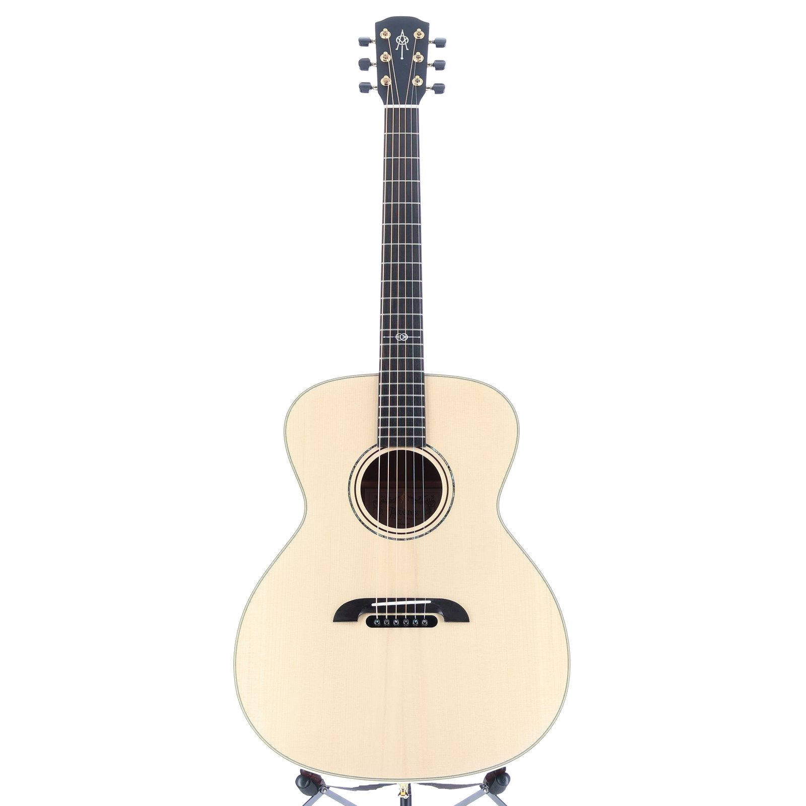 Alvarez Yairi Honduran Grand Auditorium Acoustic Guitar – Natural (B6) (99005)