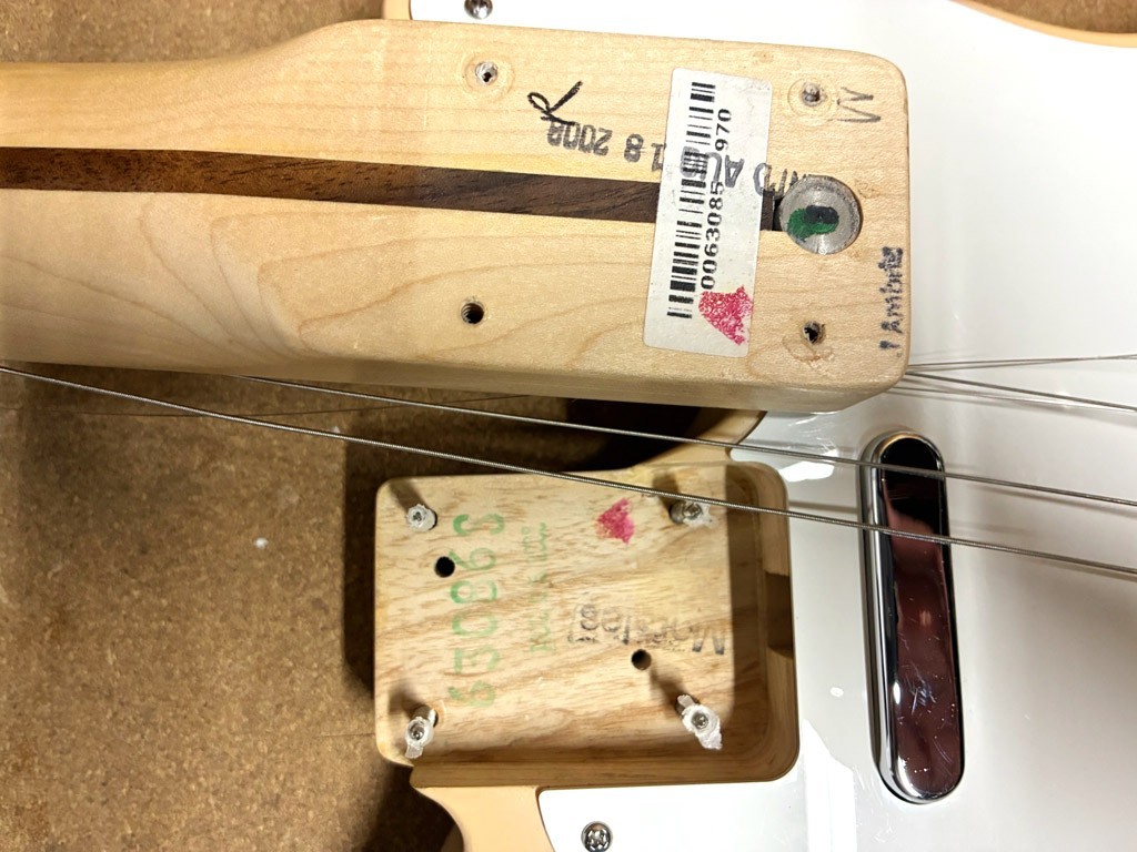 Fender Highway One TEXAS TELECASTER +HSC Honey Blonde Tele SD PUs 68835