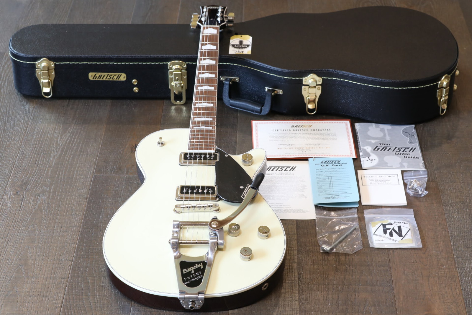 Unplayed! 2020 Gretsch G6128TDS-PE-LIV Player’s Edition Jet Lotus Ivory + OHSC